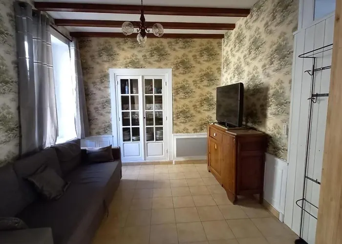 Maison De Famille Face A L'eglise * Sainte-Mère-Église