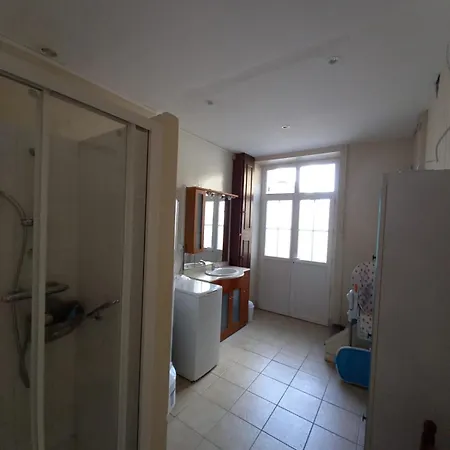 Maison De Famille Face A L'eglise *