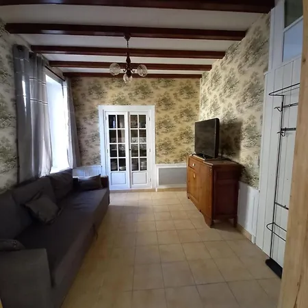 Maison De Famille Face A L'eglise * Sainte-Mere-Eglise