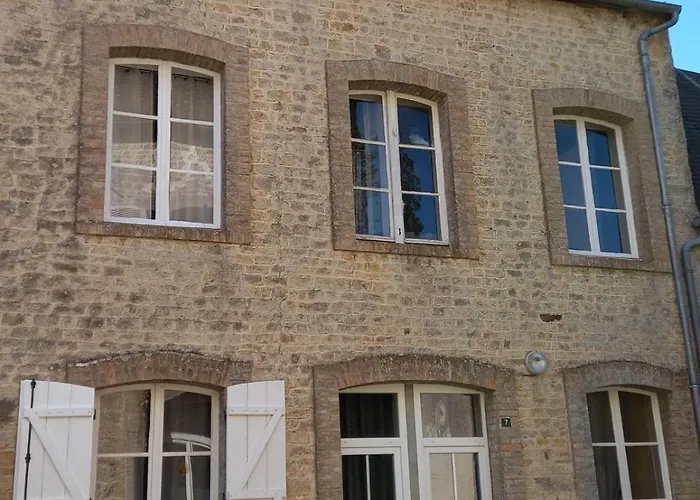 Maison De Famille Face à L'église Sainte-Mère-Église