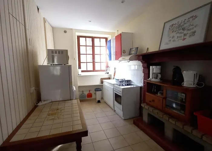 Maison De Famille Face à L'église Hébergement de vacances